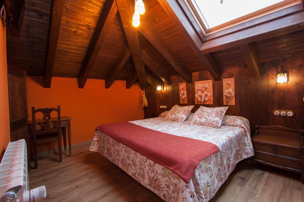 El Conventu Del Asturcon Guest House Lago  Екстериор снимка